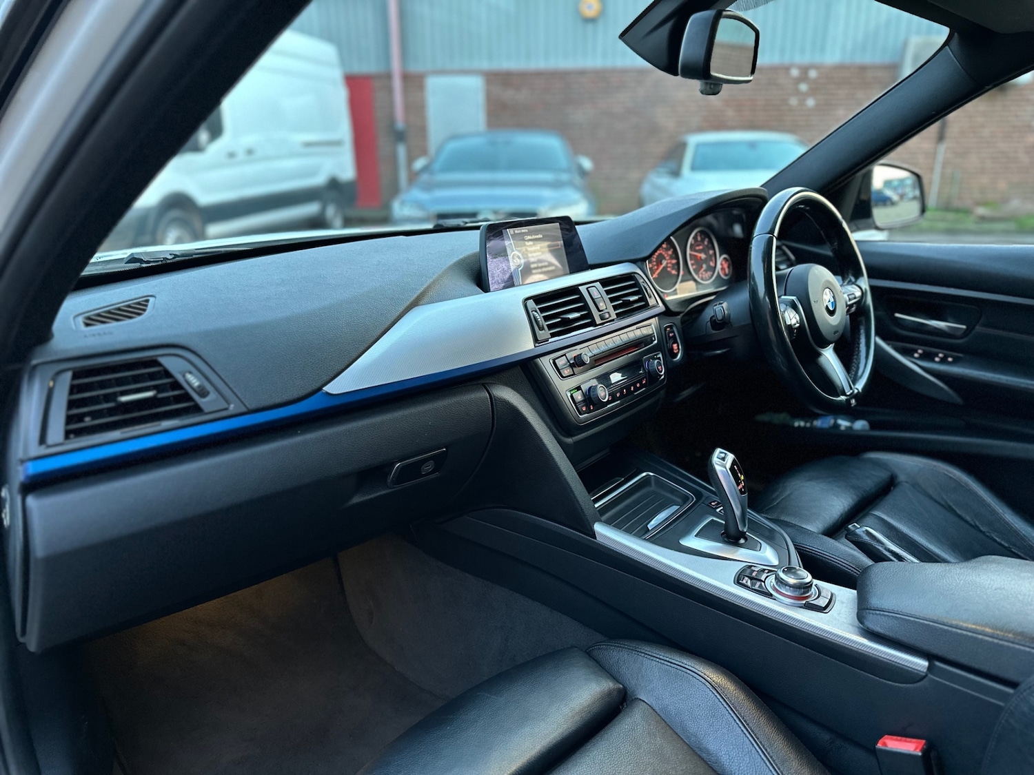 Used BMW 3 Series 2013 for sale - 77138518: Photo 12