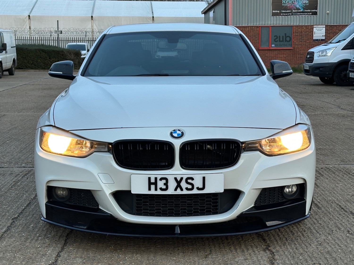 Used BMW 3 Series 2013 for sale - 77138518: Photo 2