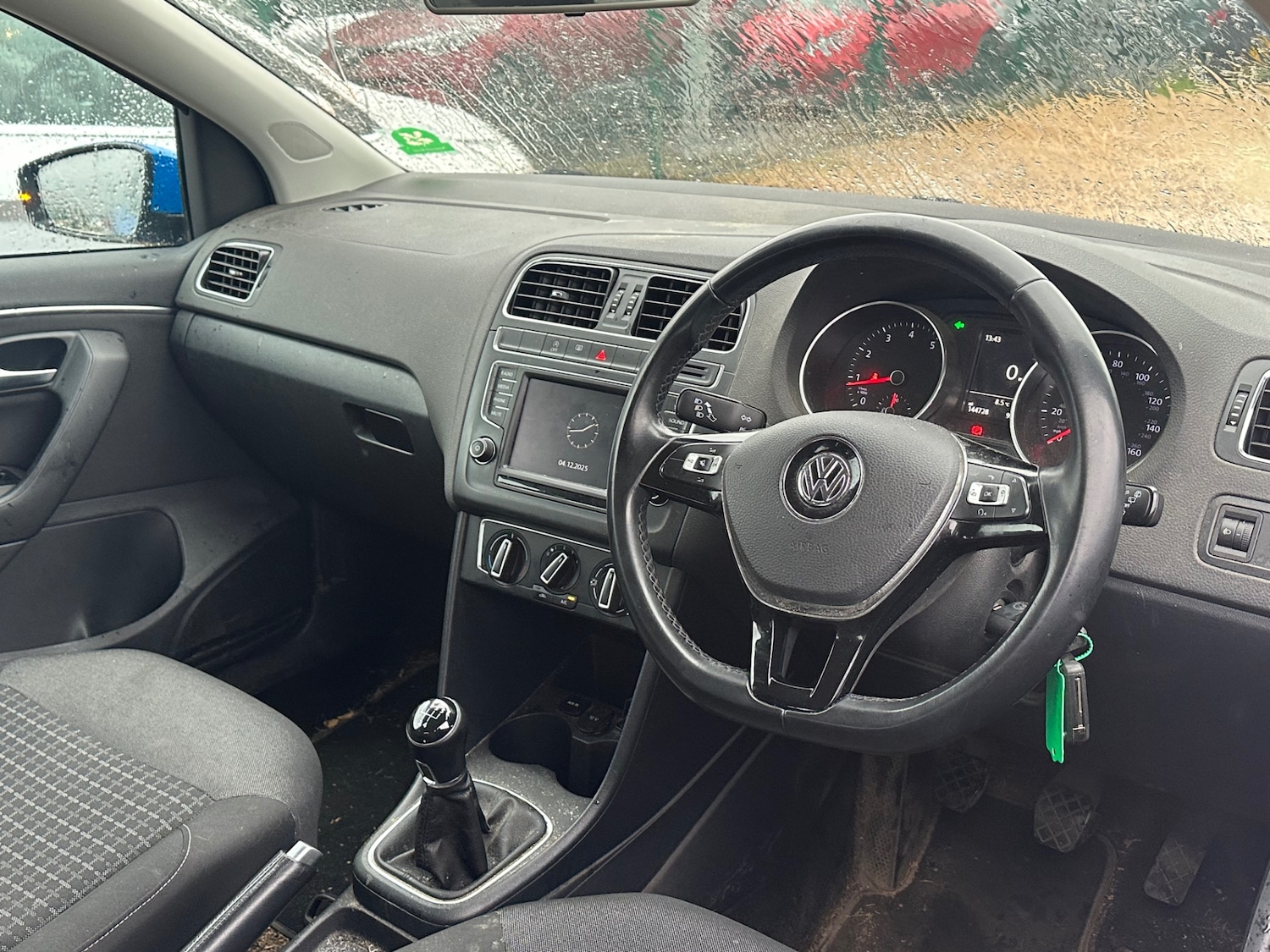 Used Volkswagen Polo 2015 for sale - 76809337: Photo 7