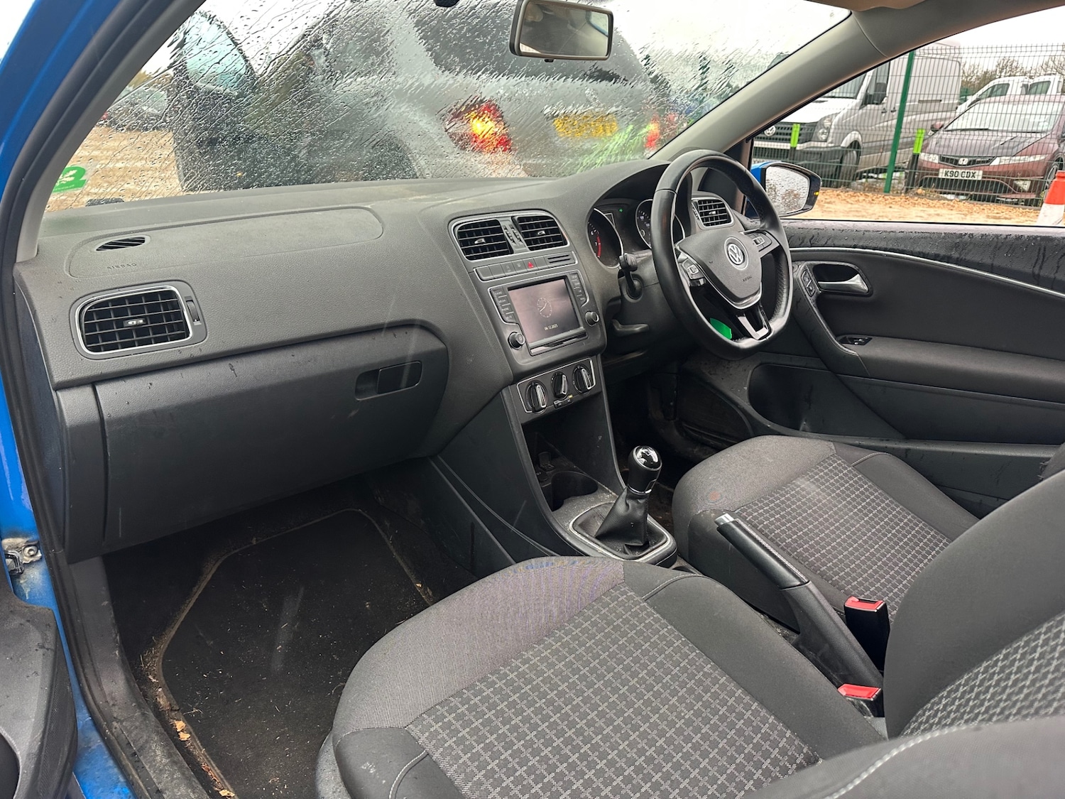 Used Volkswagen Polo 2015 for sale - 76809337: Photo 8