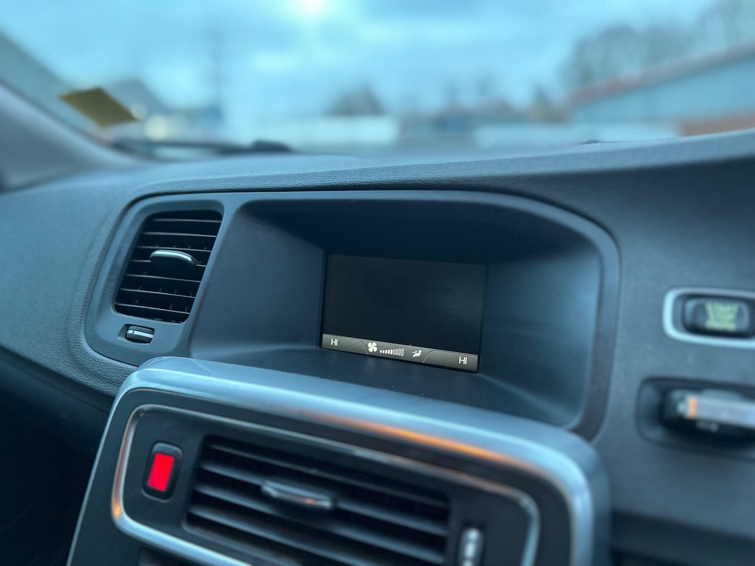 Used Volvo V60 2012 for sale - 76965679: Photo 20