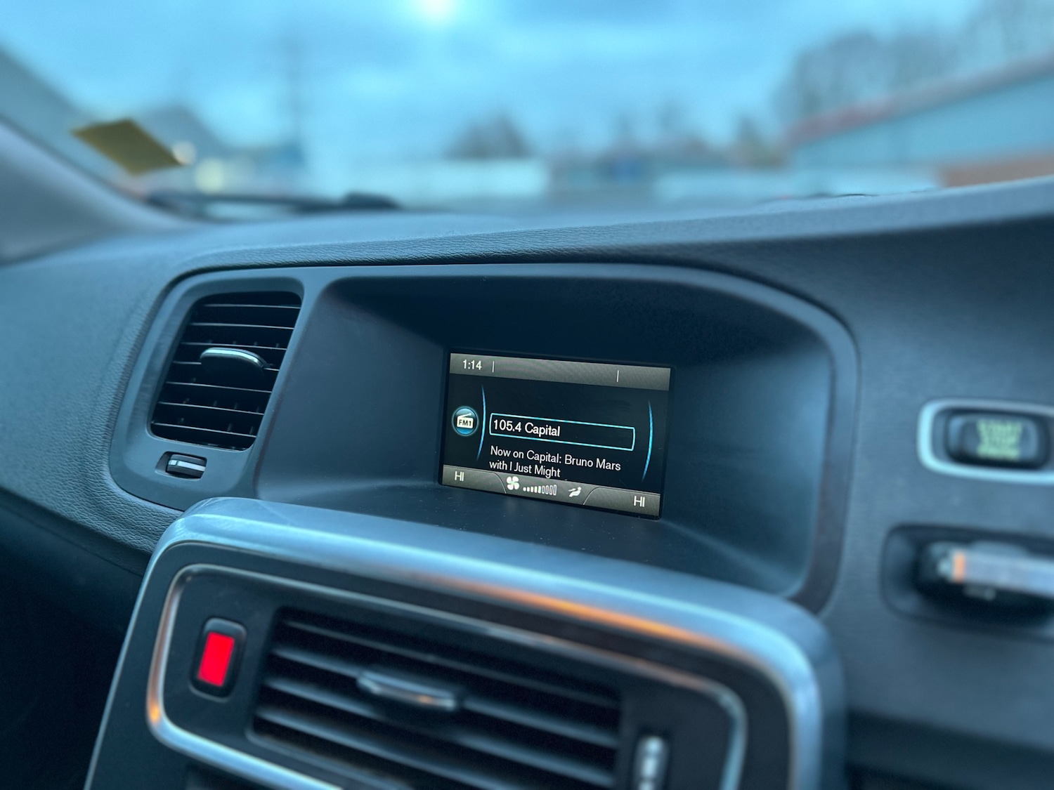 Used Volvo V60 2012 for sale - 76965679: Photo 21