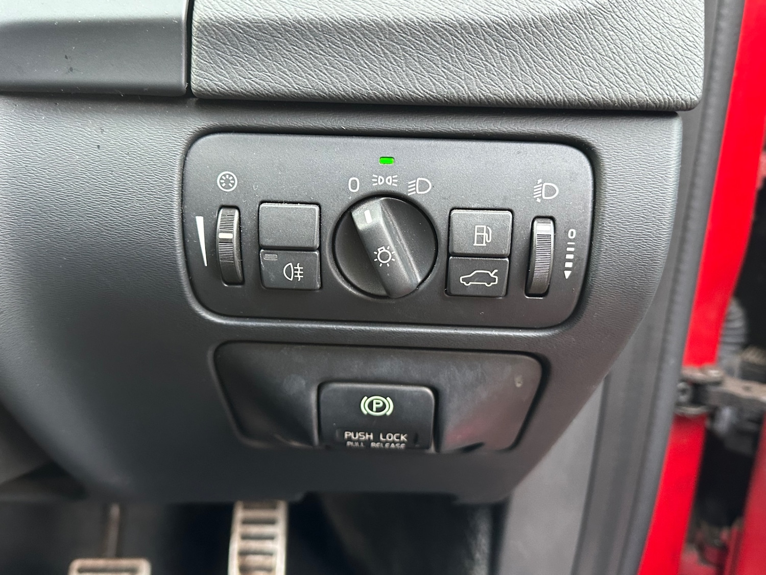 Used Volvo V60 2012 for sale - 76965679: Photo 7