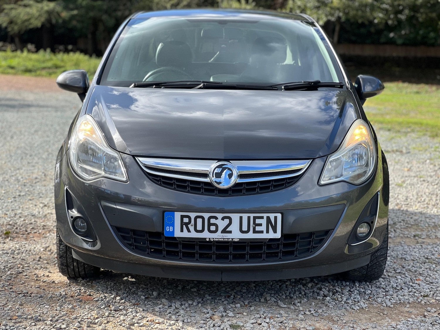 Used Vauxhall Corsa 2012 for sale - 77162451: Photo 2