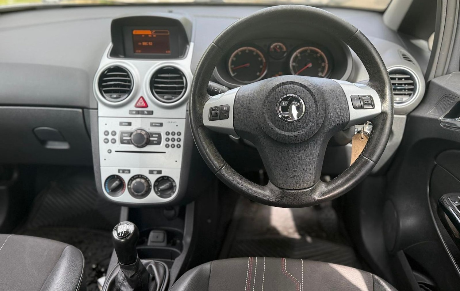 Used Vauxhall Corsa 2012 for sale - 77162451: Photo 8