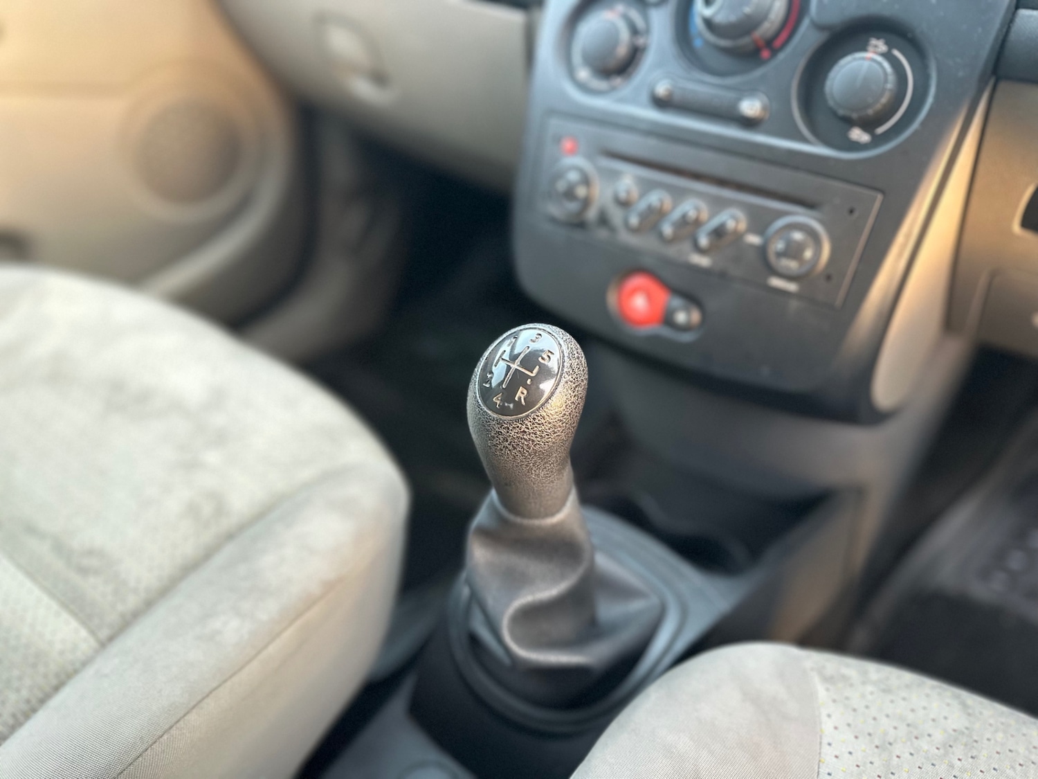 Used Renault Clio 2007 for sale - 76625515: Photo 11