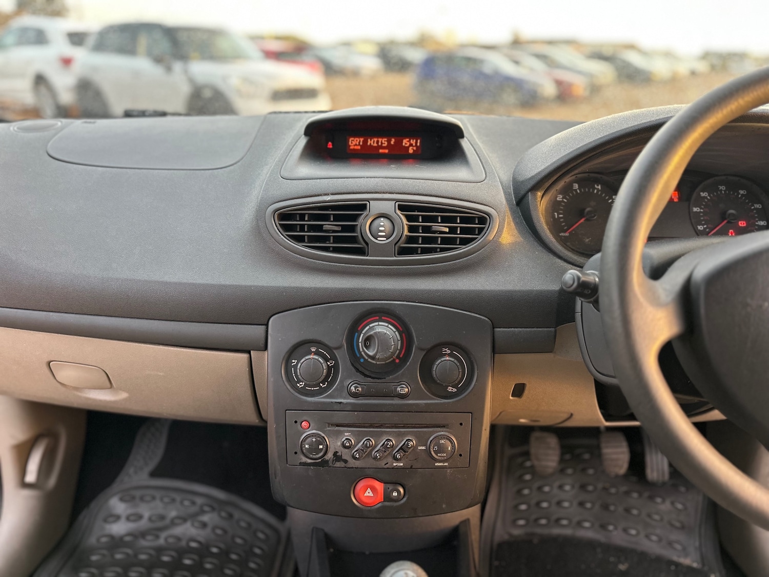 Used Renault Clio 2007 for sale - 76625515: Photo 19