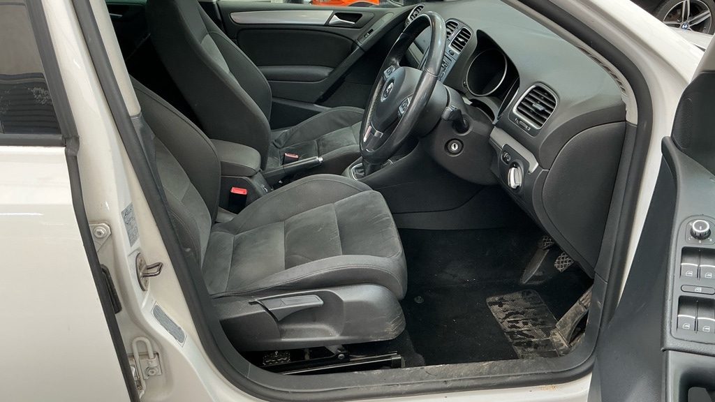 Used Volkswagen Golf 2011 for sale - 78071669: Photo 10