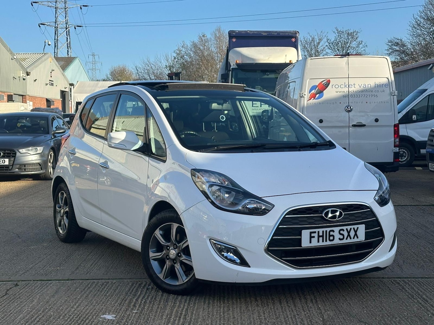 Used Hyundai Ix20 2016 for sale - 76859593: Photo 3