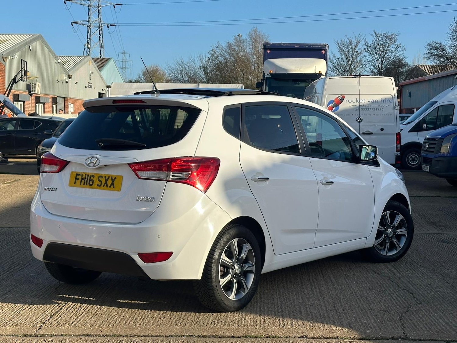 Used Hyundai Ix20 2016 for sale - 76859593: Photo 6