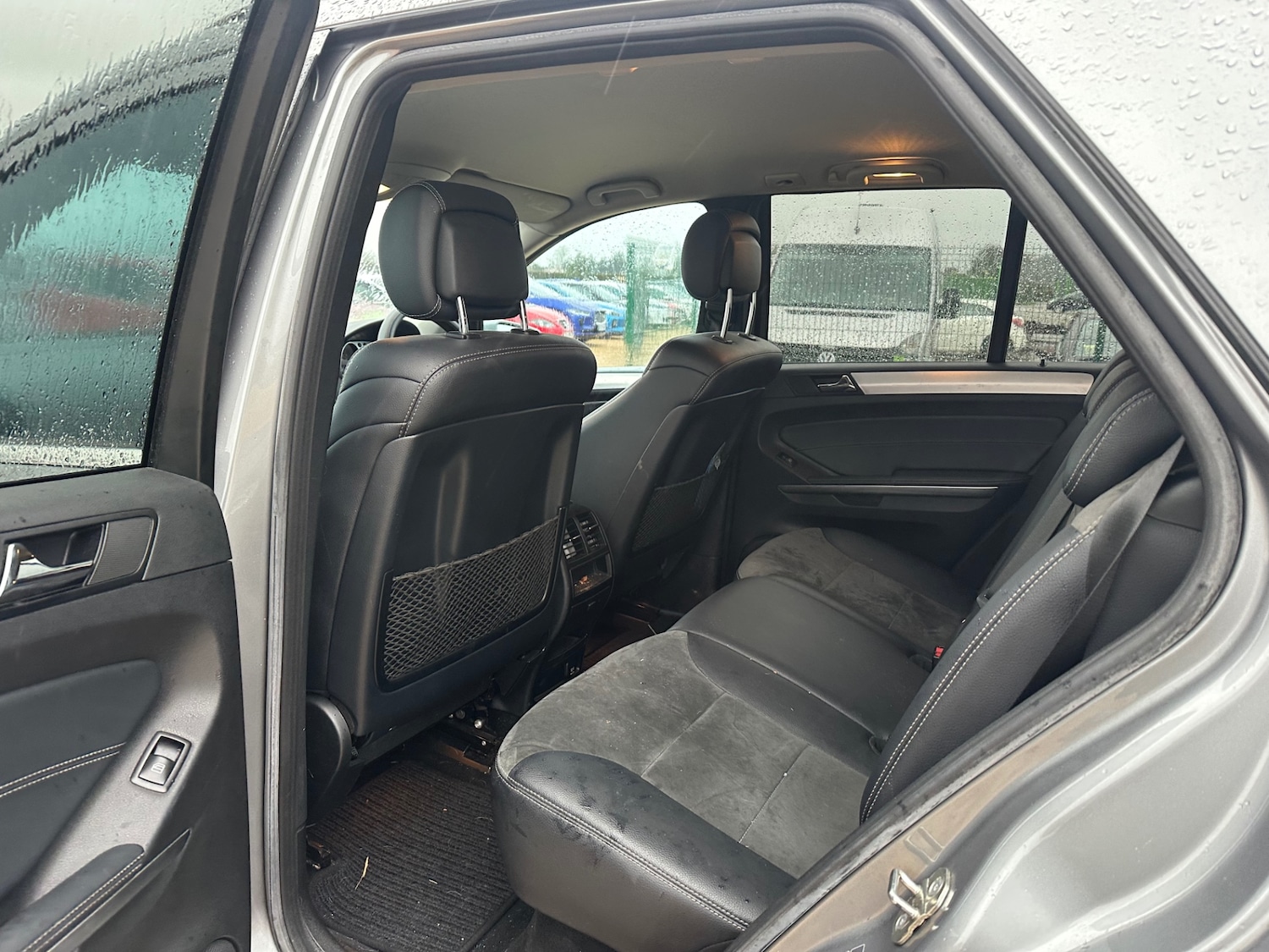 Used Mercedes-Benz M Class 2010 for sale - 76809334: Photo 10