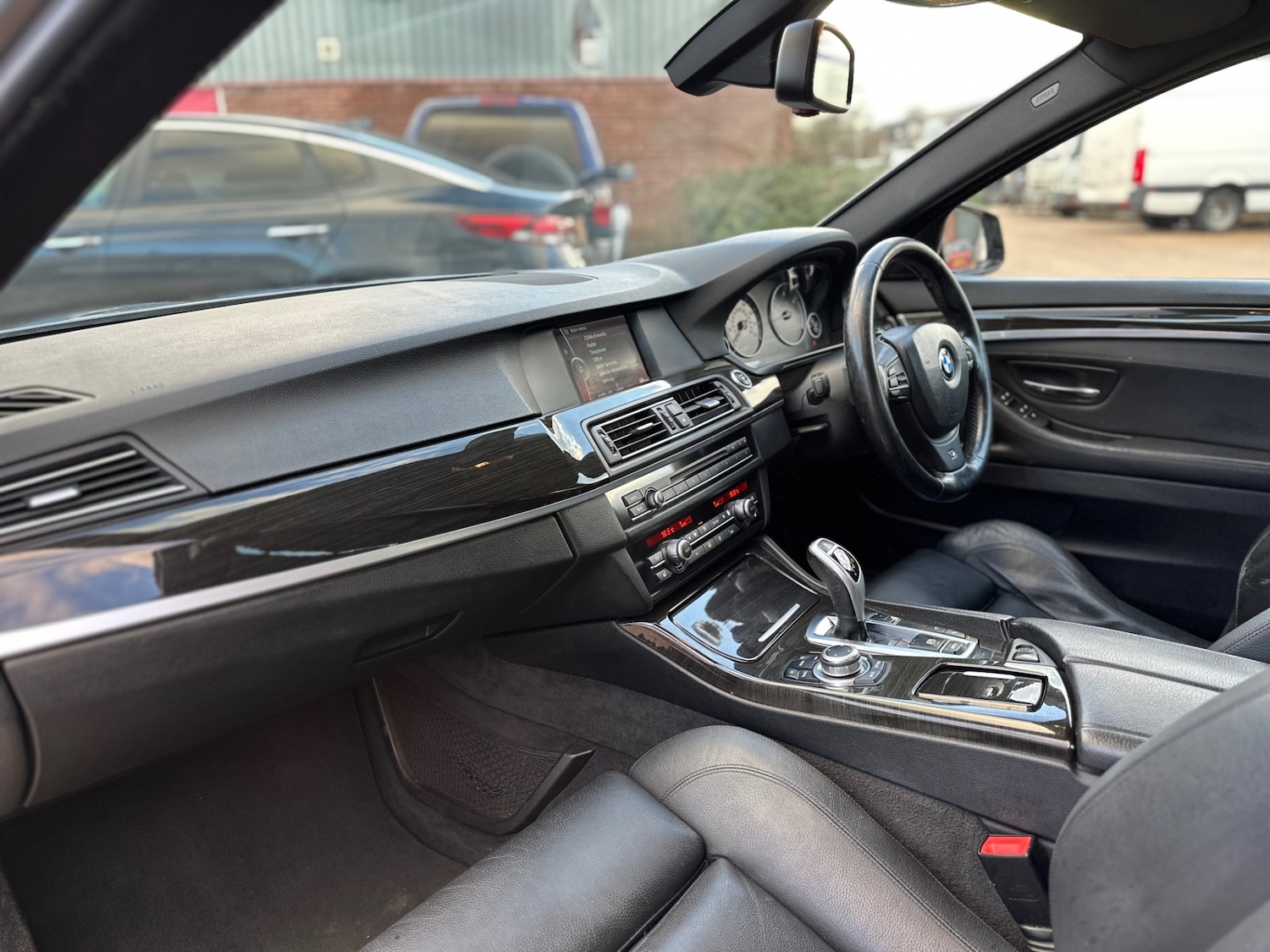 Used BMW 5 Series 2010 for sale - 77059255: Photo 12