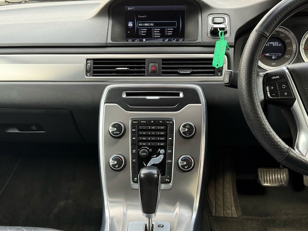 Used Volvo V70 2011 for sale - 75137920: Photo 16