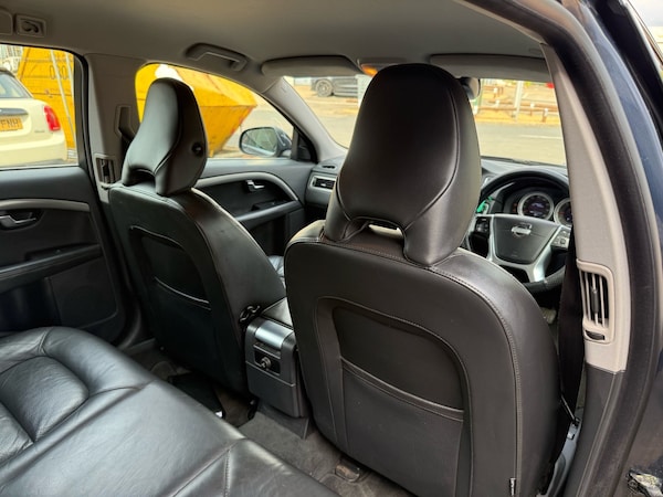 Used Volvo V70 2011 for sale - 75137920: Photo 22