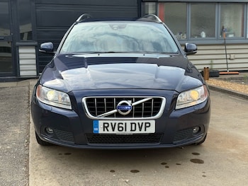 Used Volvo V70 2011 for sale - 75137920: Photo