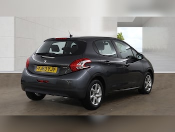 Used Peugeot 208 2013 for sale - 78092837: Photo