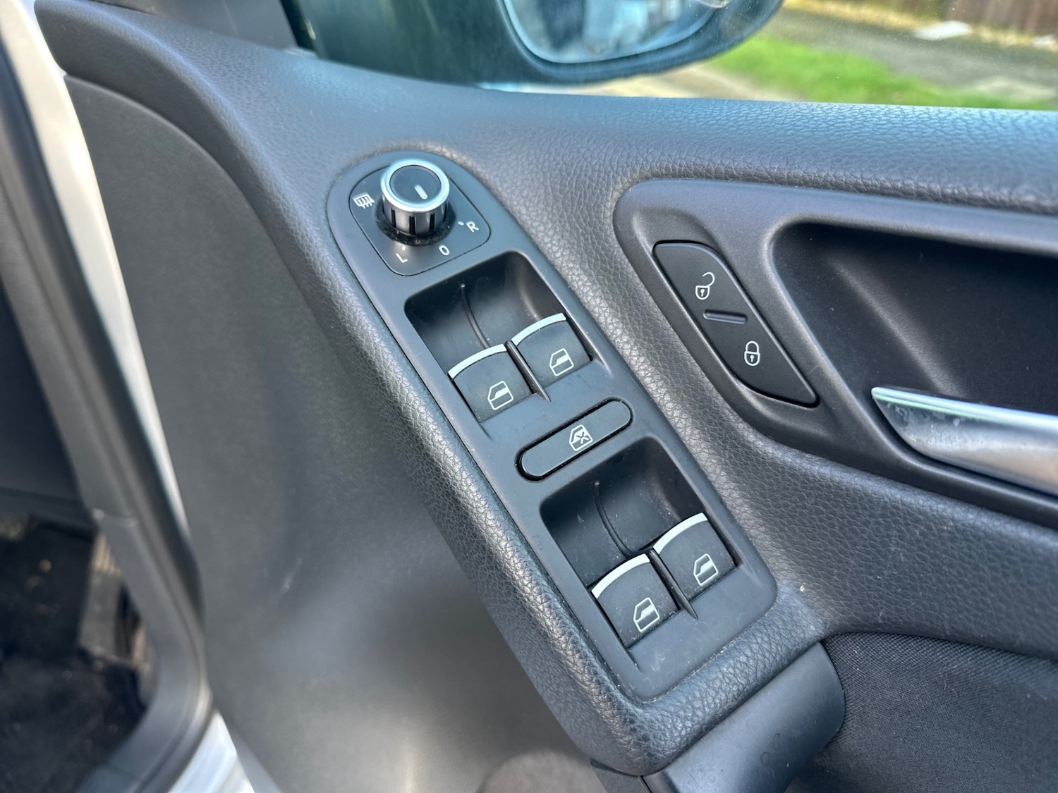 Used Volkswagen Golf 2010 for sale - 77562764: Photo 21