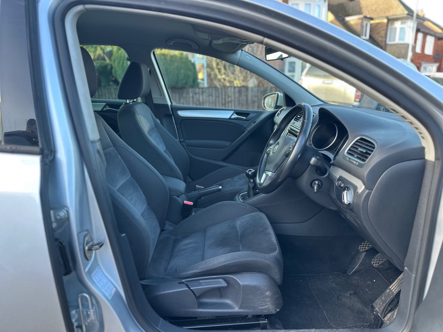 Used Volkswagen Golf 2010 for sale - 77562764: Photo 8