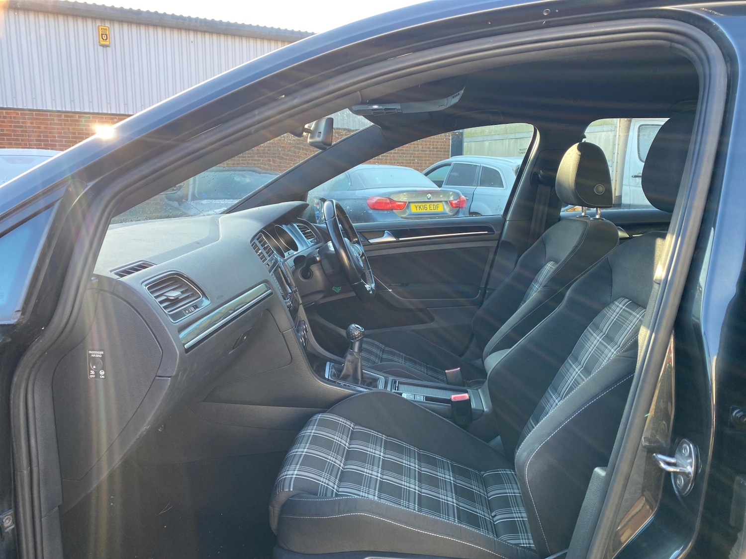 Used Volkswagen Golf 2014 for sale - 75104033: Photo 10