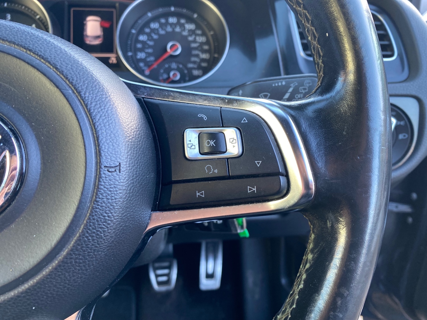 Used Volkswagen Golf 2014 for sale - 75104033: Photo 17