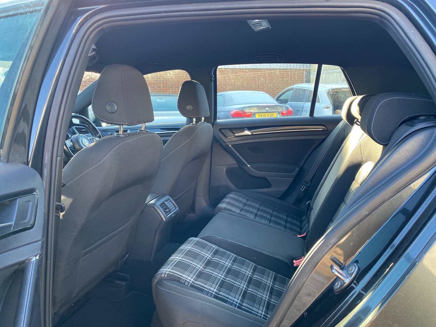 Used Volkswagen Golf 2014 for sale - 75104033: Photo 9