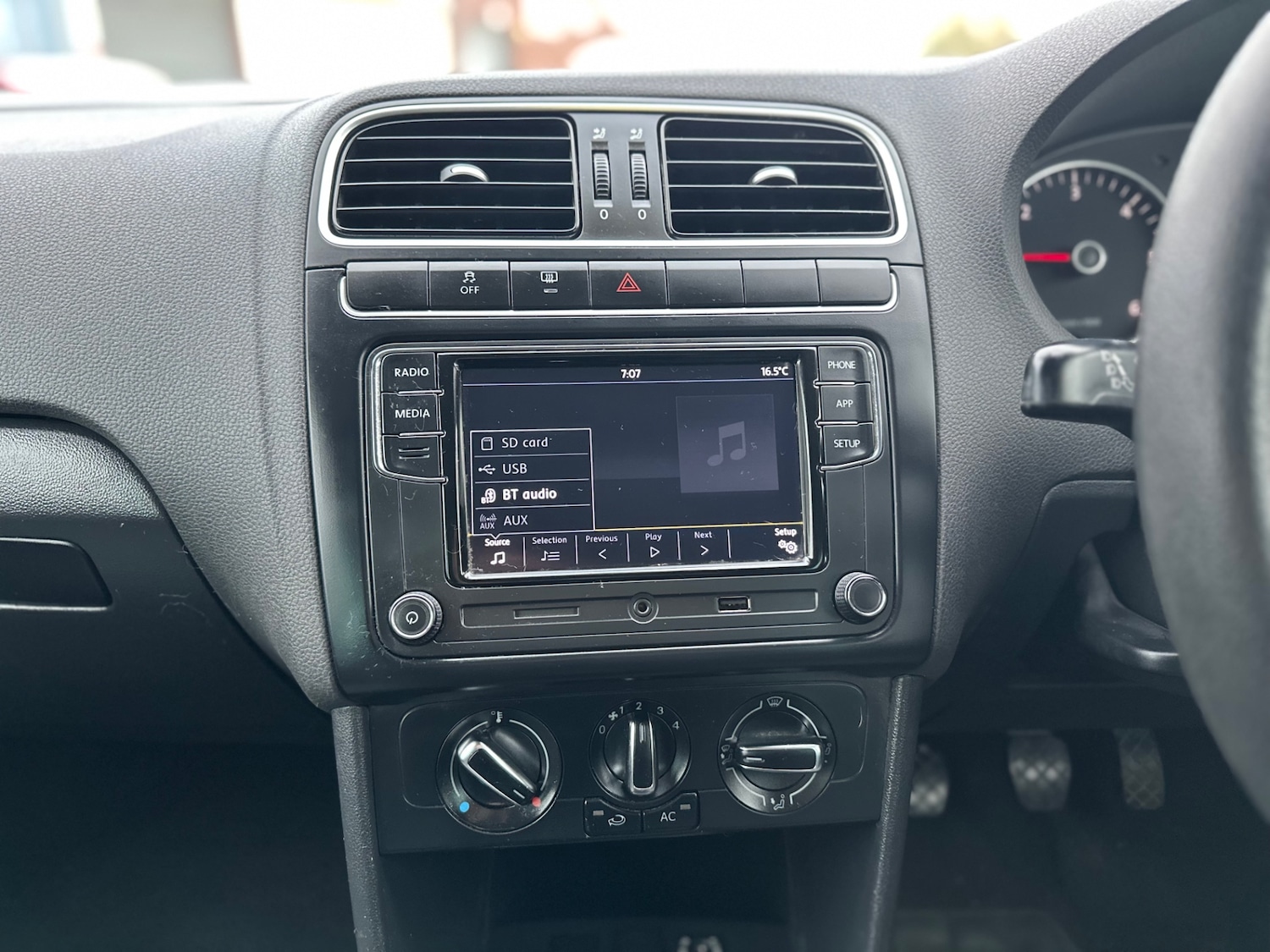 Used Volkswagen Polo 2012 for sale - 75429655: Photo 15