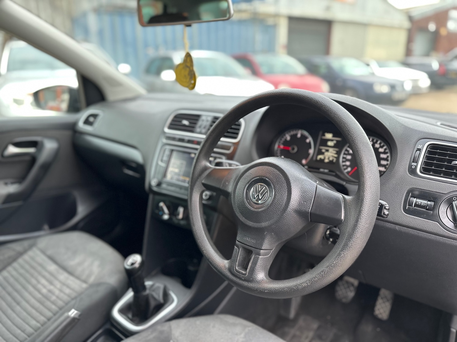 Used Volkswagen Polo 2012 for sale - 75429655: Photo 9