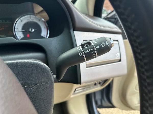 Used Jaguar XF 2011 for sale - 74924749: Photo 16