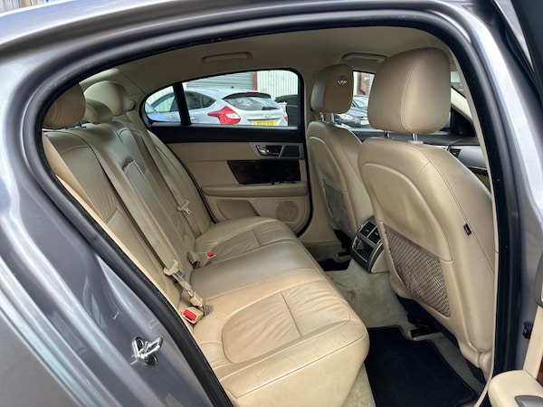 Used Jaguar XF 2011 for sale - 74924749: Photo 20