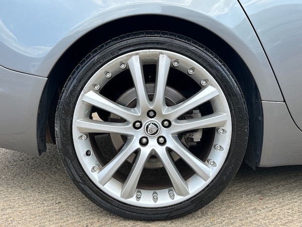 Used Jaguar XF 2011 for sale - 74924749: Photo 7