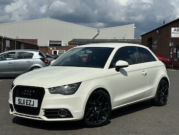 Used Audi A1 2011 for sale - 75104032: Photo