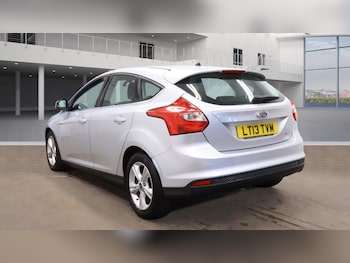 Used Ford Focus 2013 for sale - 77823511: Photo