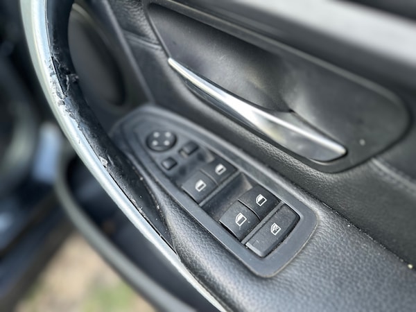 Used BMW 3 Series 2012 for sale - 75022813: Photo 27