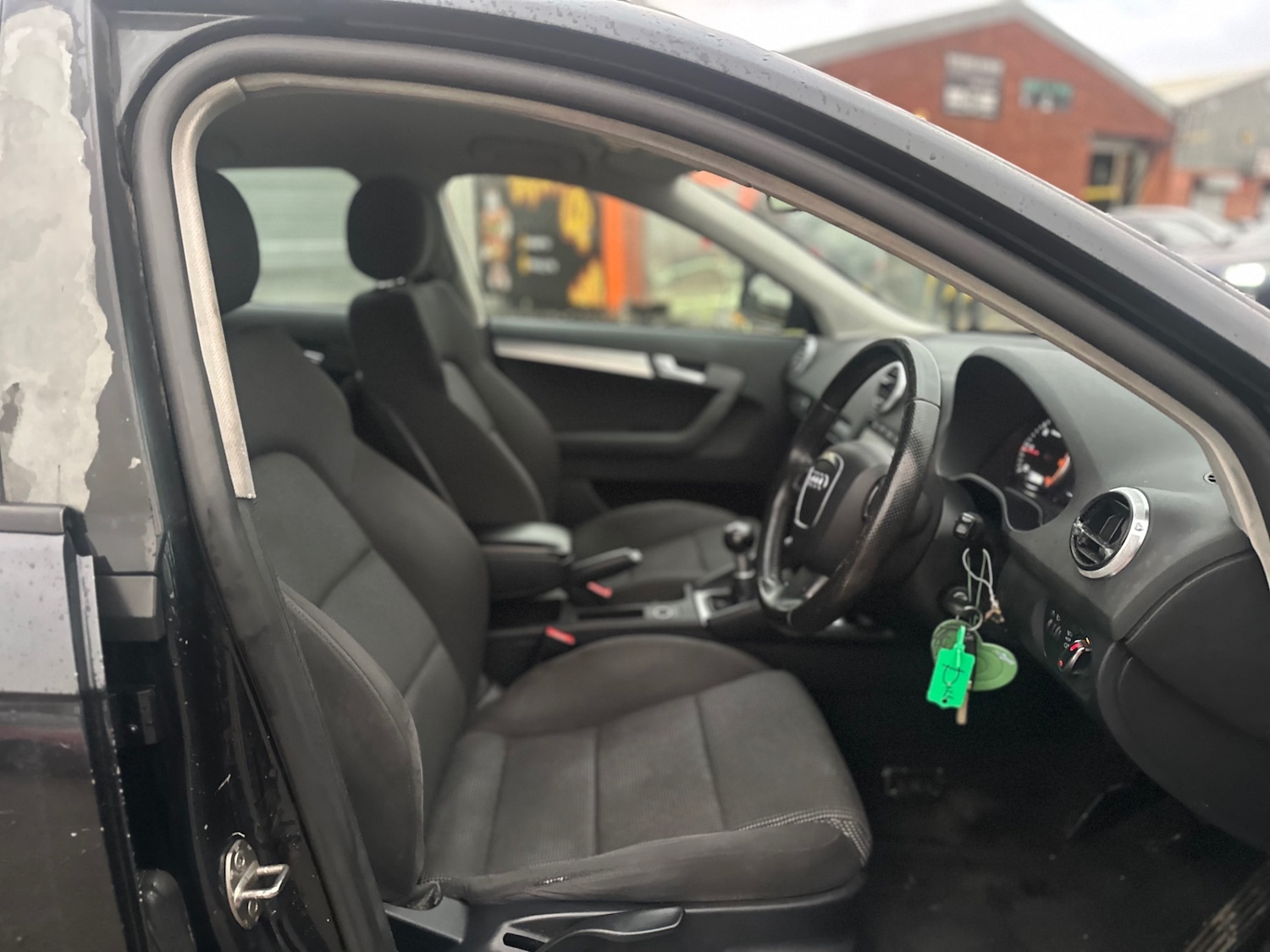 Used Audi A3 2009 for sale - 77324760: Photo 8