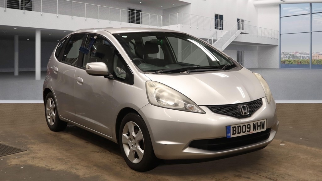 Used Honda Jazz 2009 for sale - 77523084: Photo 2