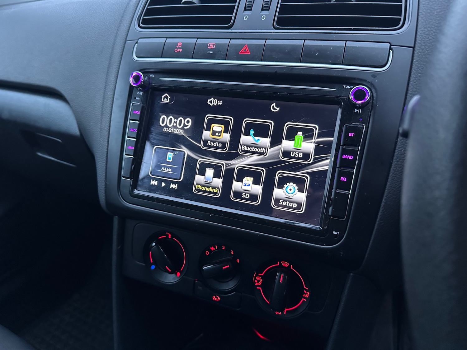 Used Volkswagen Polo 2011 for sale - 77399271: Photo 11