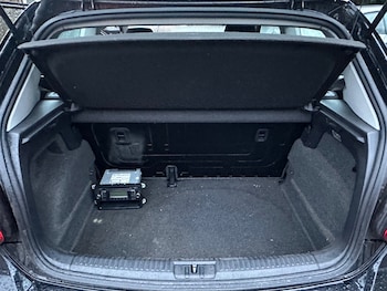 Used Volkswagen Polo 2011 for sale - 77399271: Photo