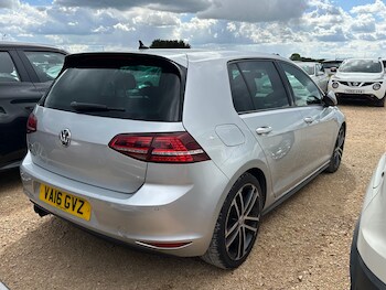 Used Volkswagen Golf 2016 for sale - 78584595: Photo