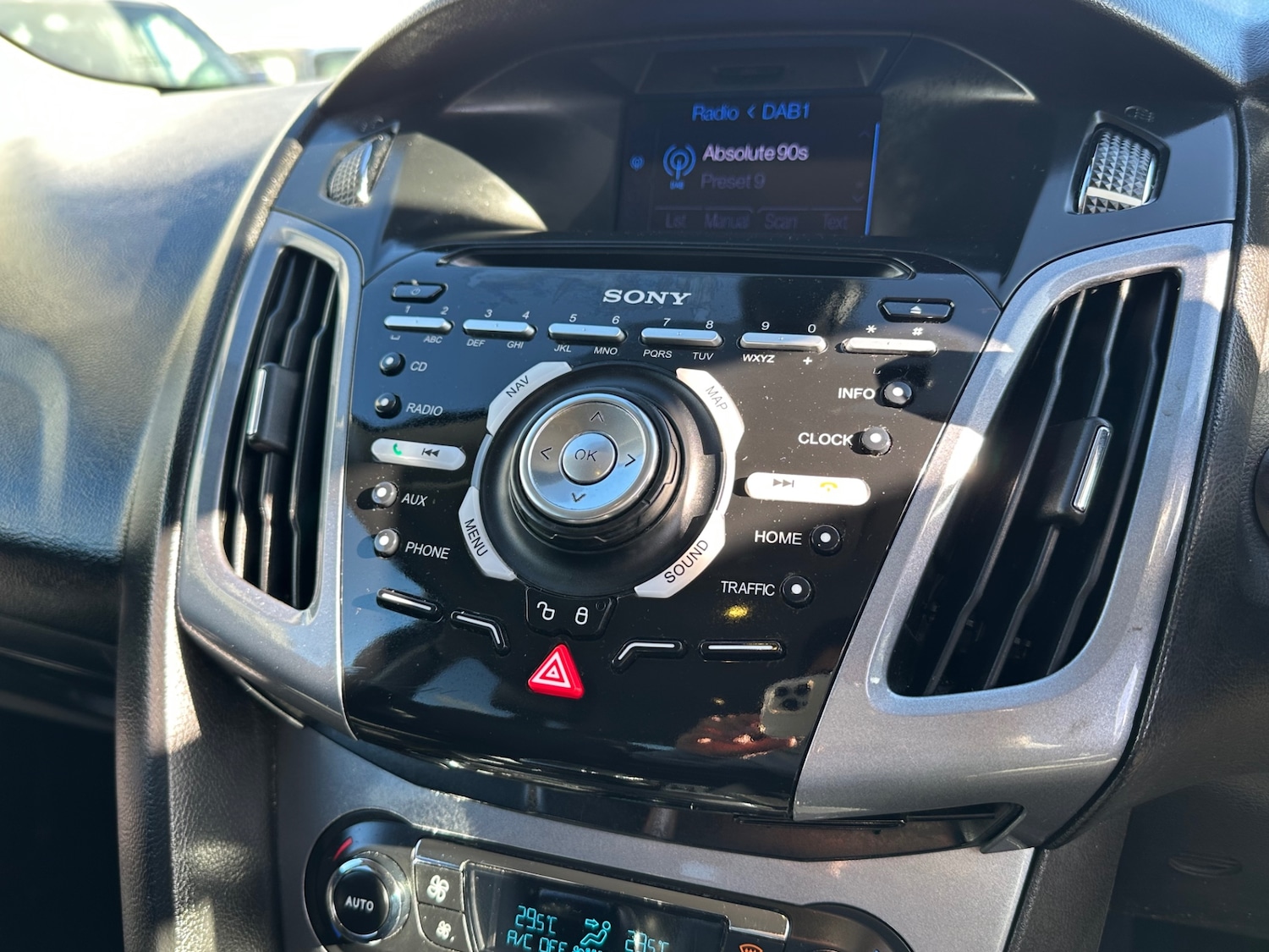 Used Ford Focus 2013 for sale - 76250750: Photo 21