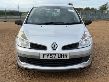 Used Renault Clio 2007 for sale - 76358270: Photo