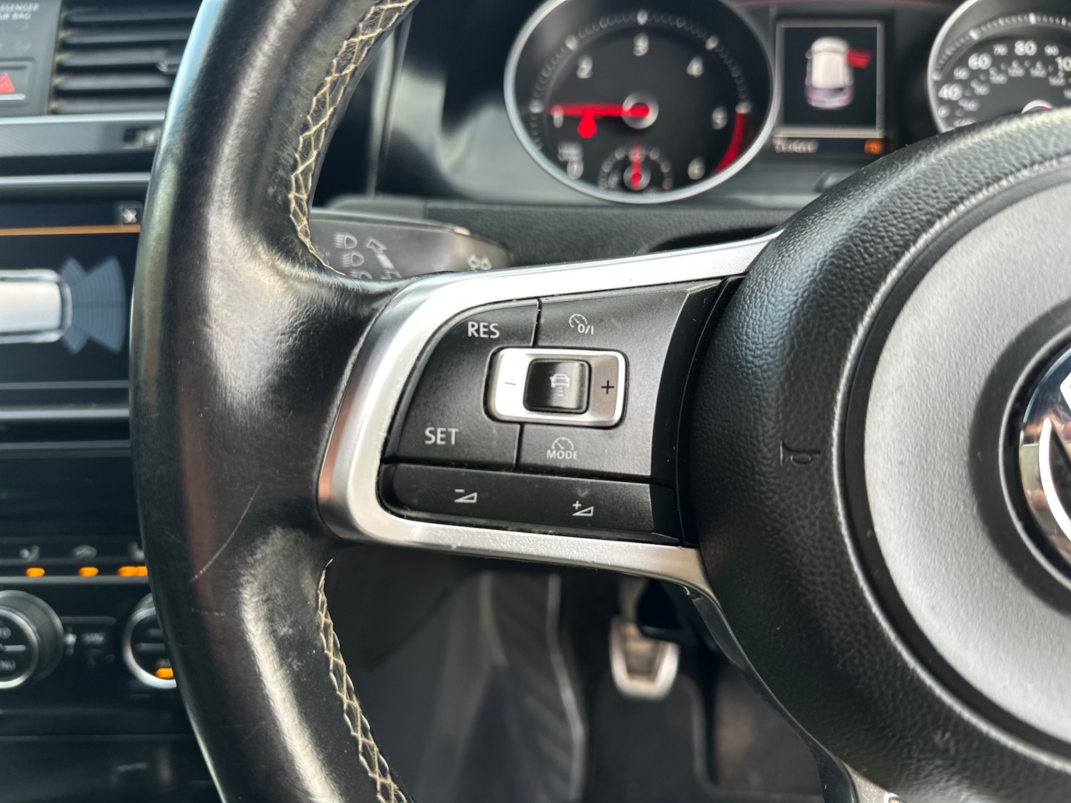 Used Volkswagen Golf 2015 for sale - 76492481: Photo 12