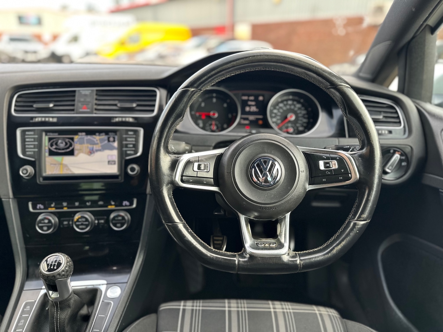 Used Volkswagen Golf 2015 for sale - 76492481: Photo 18