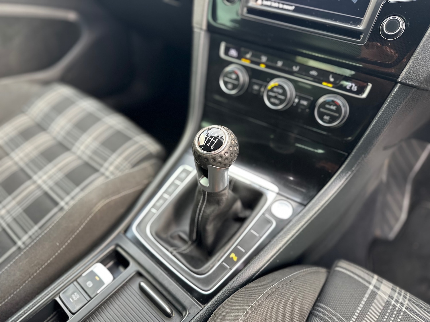 Used Volkswagen Golf 2015 for sale - 76492481: Photo 27