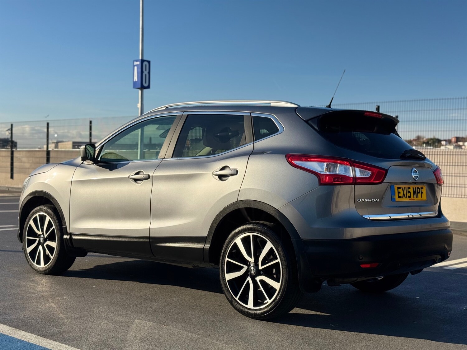 Used Nissan Qashqai 2015 for sale - 76799640: Photo 4