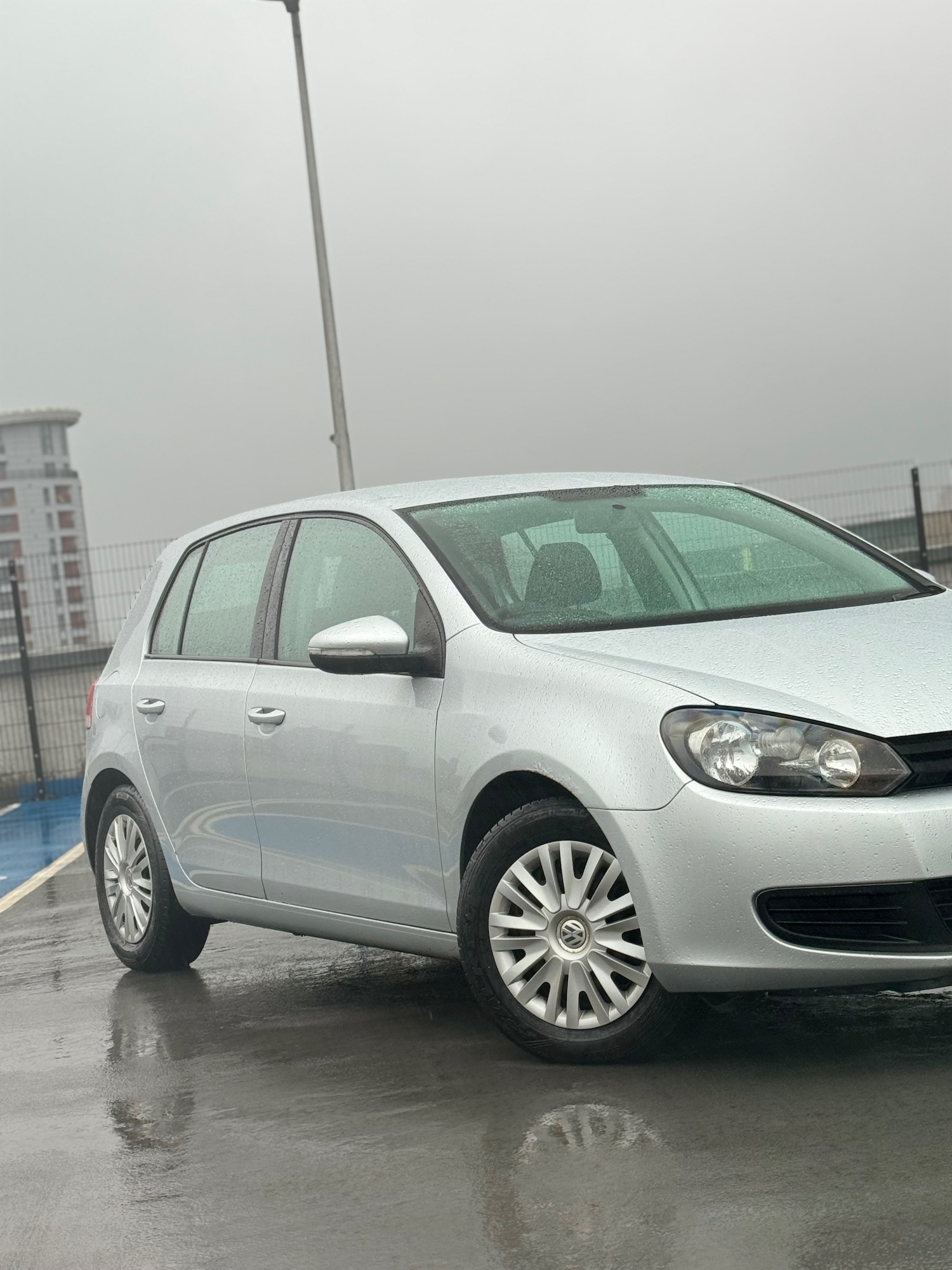 Used Volkswagen Golf 2010 for sale - 77707960: Photo 2