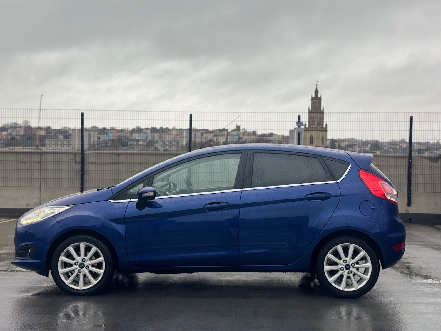Used Ford Fiesta 2015 for sale - 76669460: Photo 10