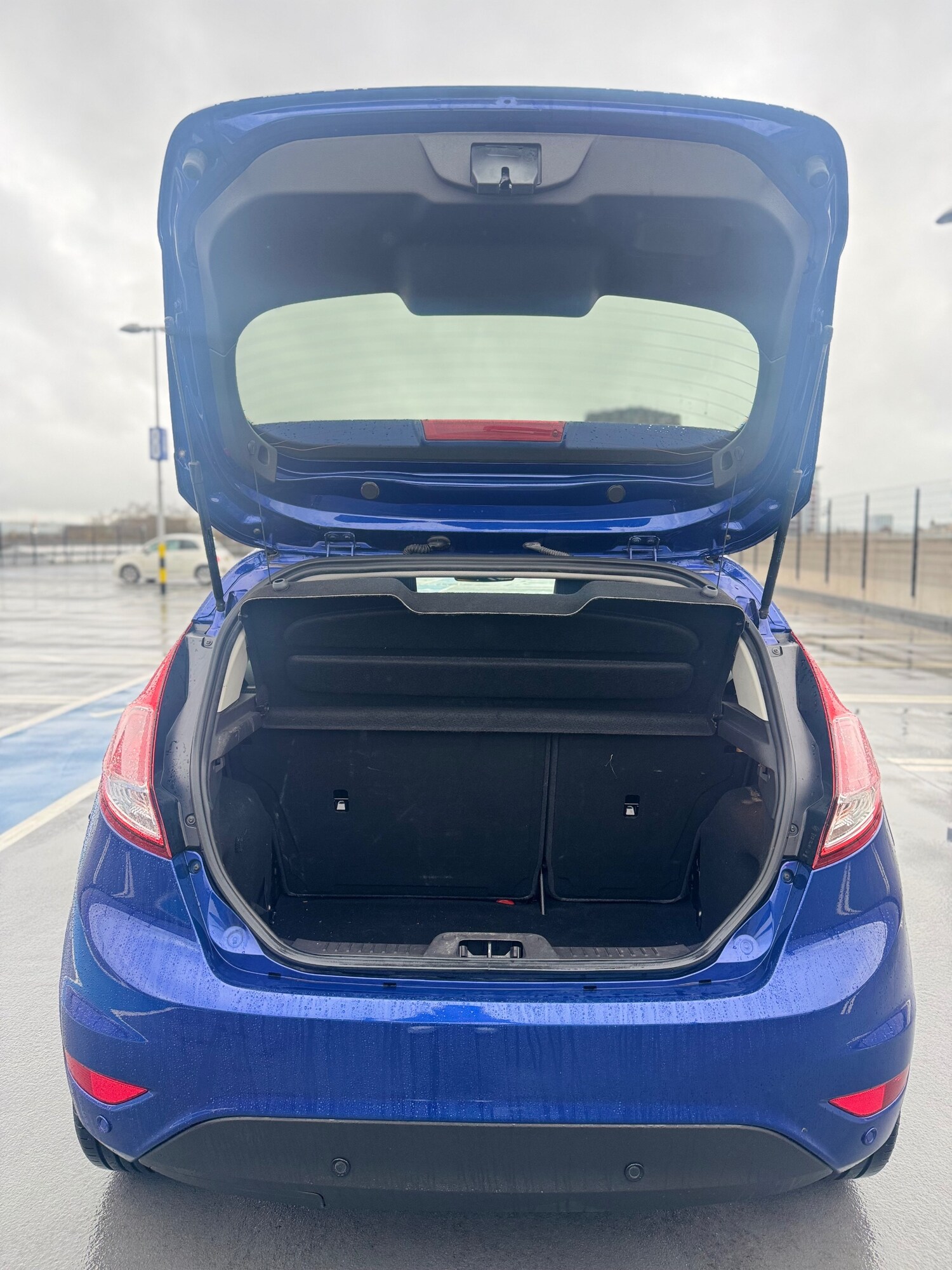 Used Ford Fiesta 2015 for sale - 76669460: Photo 11