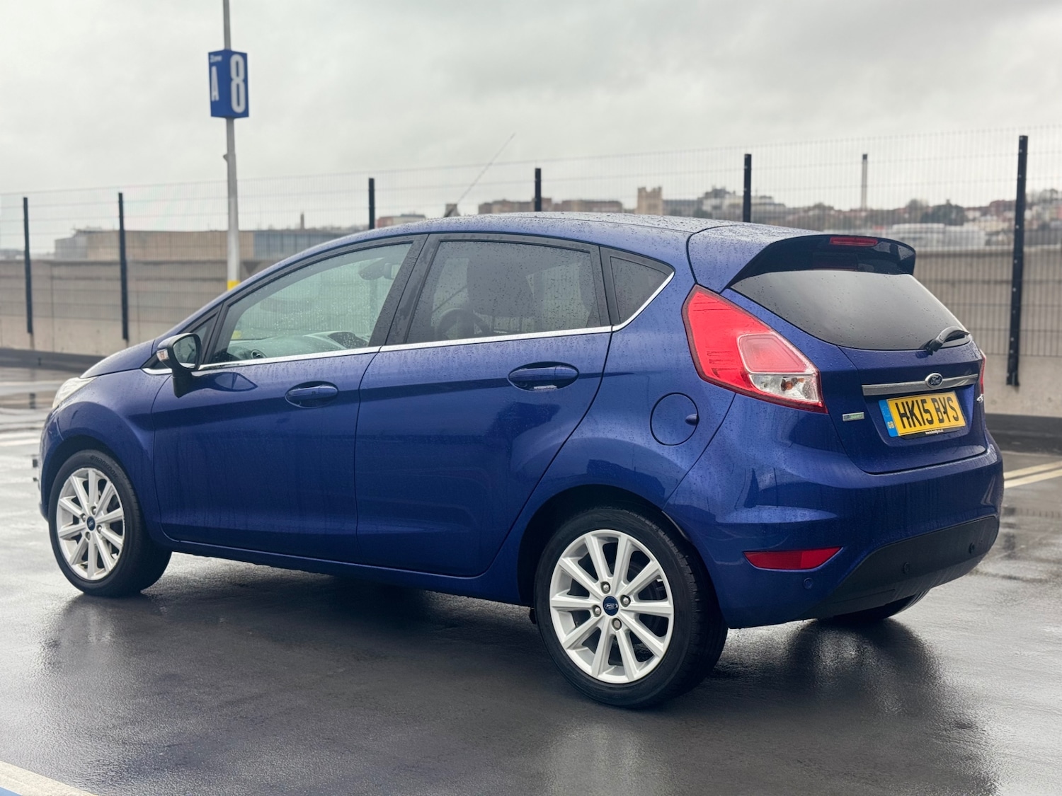 Used Ford Fiesta 2015 for sale - 76669460: Photo 4