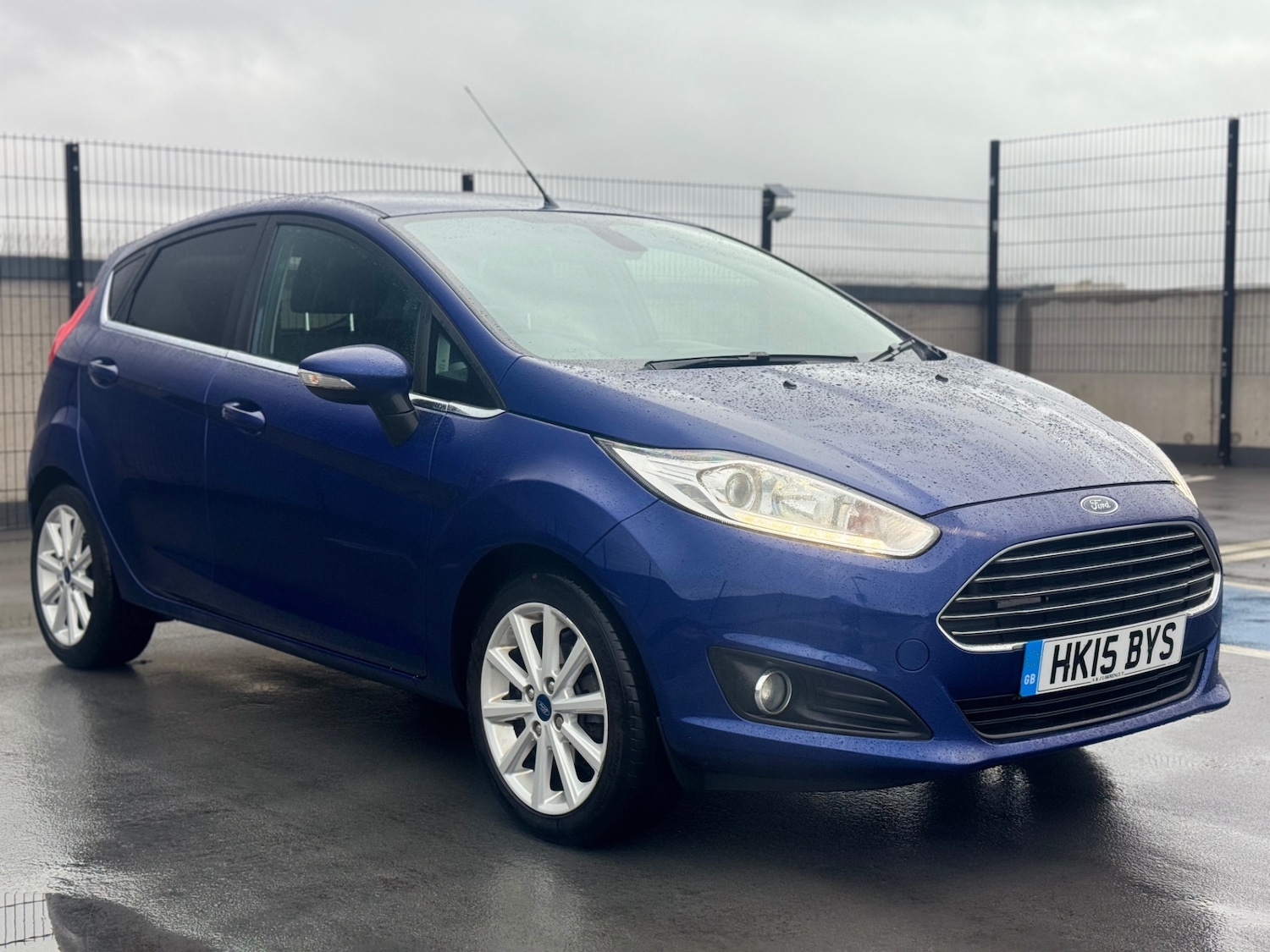 Used Ford Fiesta 2015 for sale - 76669460: Photo 6