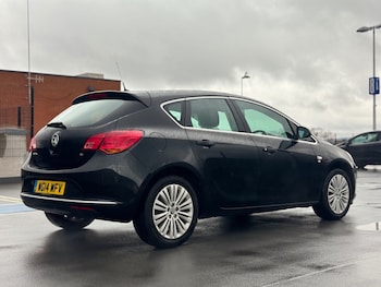 Used Vauxhall Astra 2014 for sale - 77399981: Photo